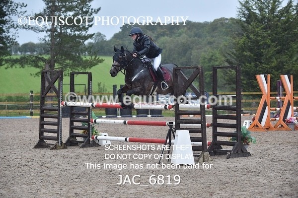 JAC_6819 - CLASS 19 SUN Pony Foxhunter/ 1.10m Open