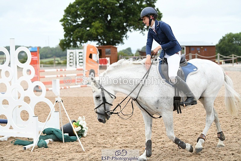 250807-113204-00701 - 90cm Round 1