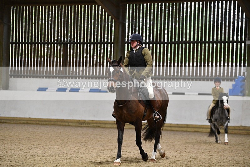 WJ5_8144 - Class 14 Novice Ridden/Rider