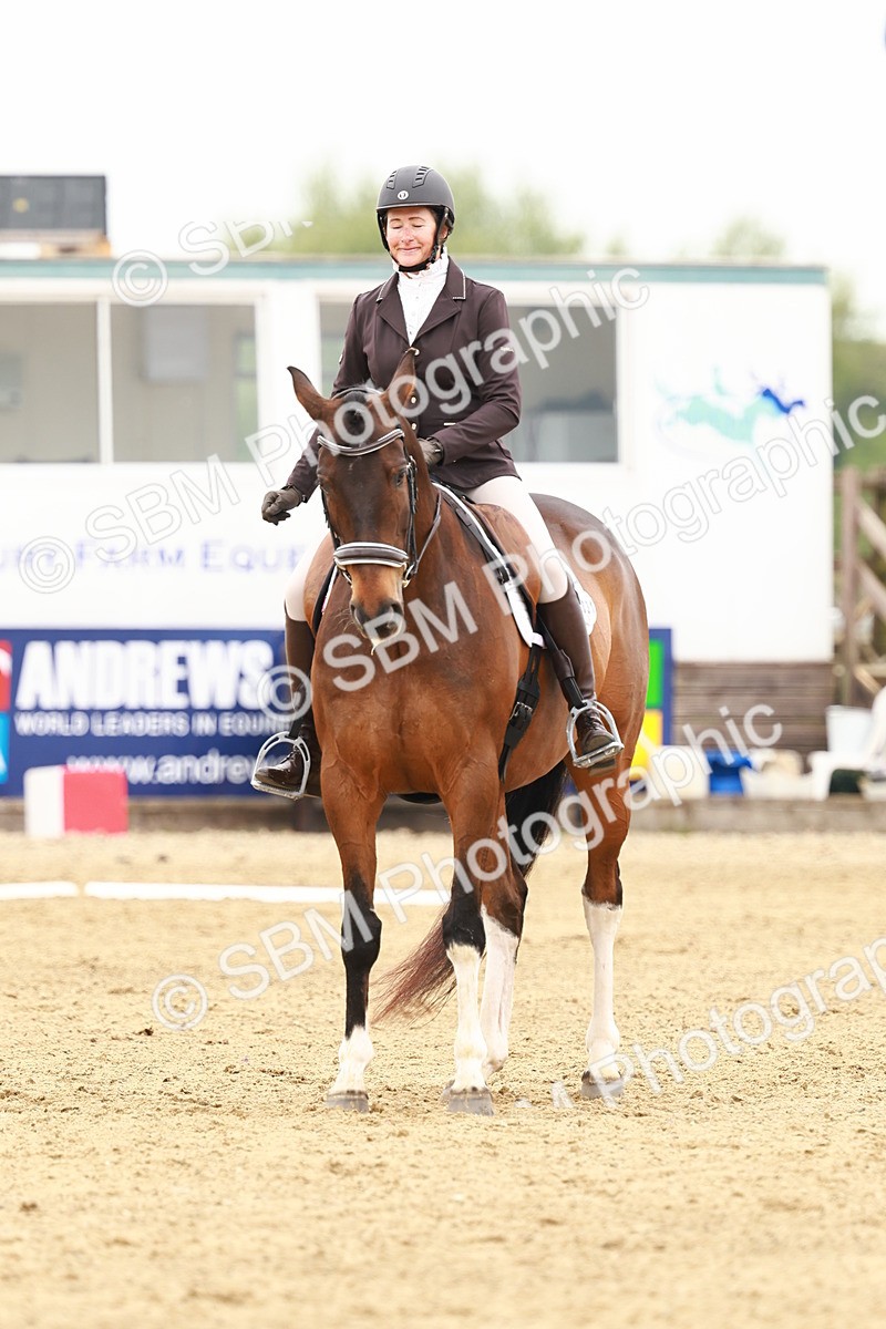 SBM_000979 - Class 6 - Novice 4