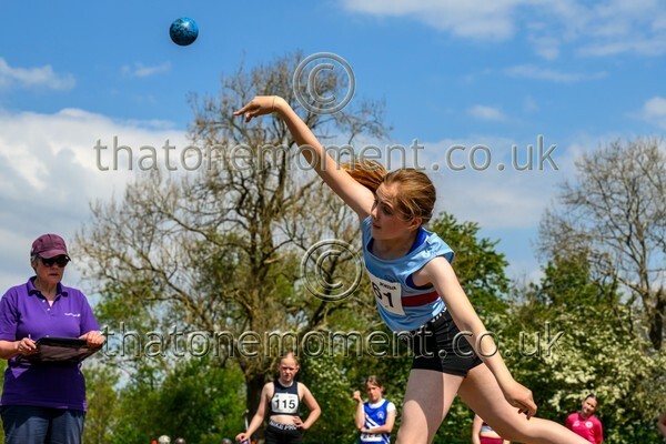 West25Sat-919812 - Field Female