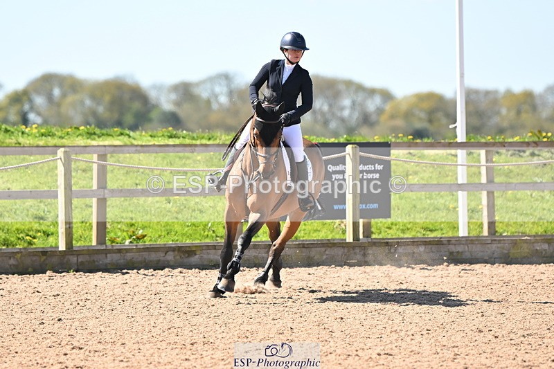 240418A-113556-02624 - Cls 5, 2 Star Medium Tour 1.35m