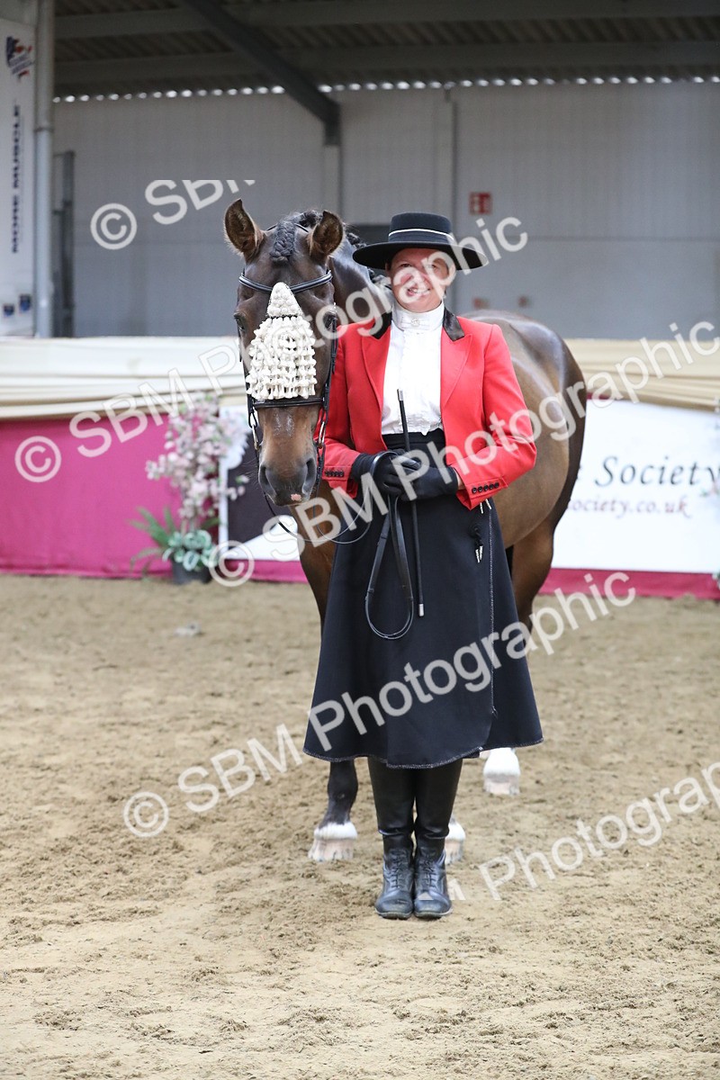 SBM_10818 - Class 103 IH Costume