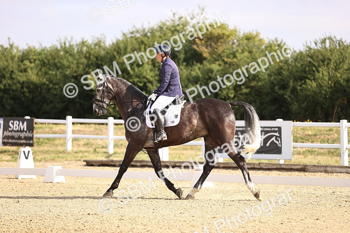 SBM_008502 - Novice 5 - 08.30-9.33