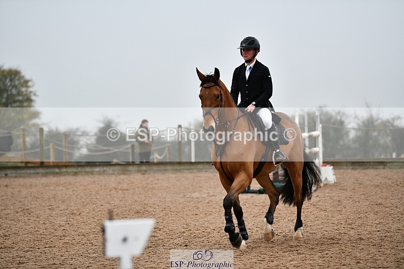 241102A-153017-06197 - SAT Cls 12 1.15m Members Cup