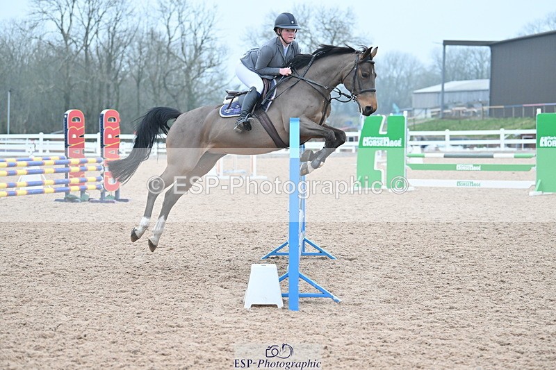 240113A-100513-01618 - Cls 9 British Novice and 90cm Open