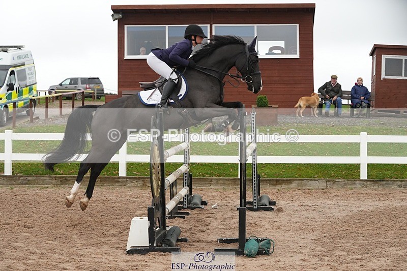 251109-112307-03540 - Cls 20 Newcomers and 1.10m Open