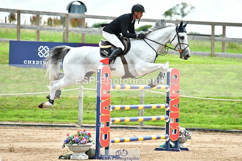 230720A-154905-04049 - Cls 9, 2 Star Big 1.40m Start to break