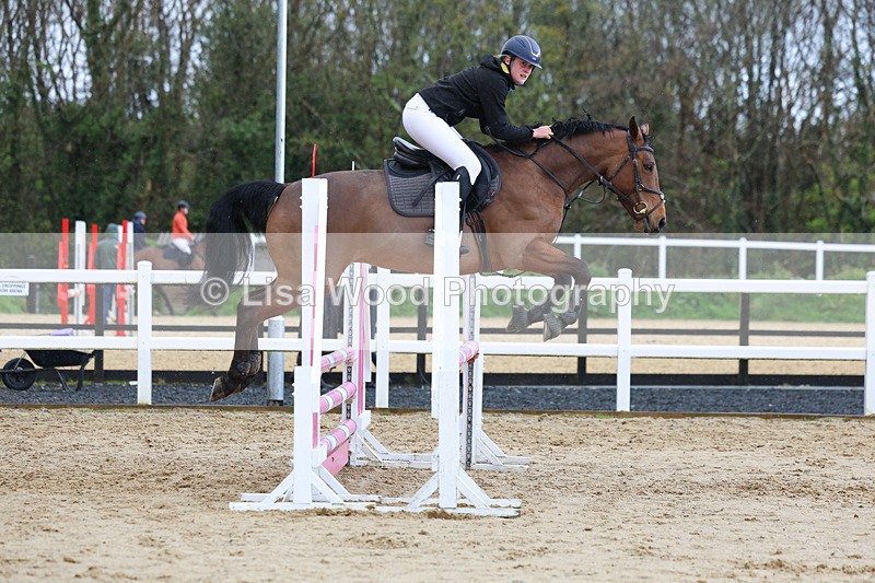 3E7A0599 - Class 4: Senior British Novice/90cm open