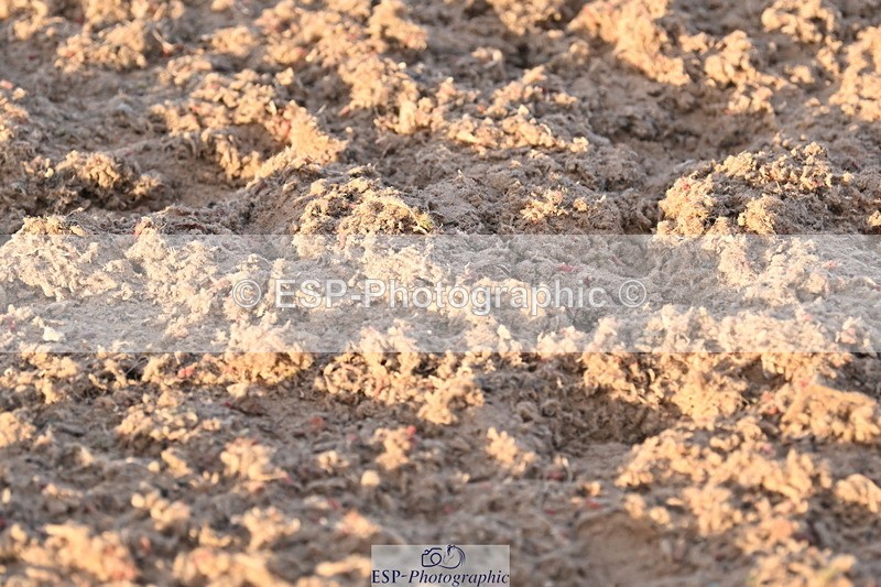 240628A-203351-02040 - Cls 7 Graham Heath 128cm + 138cm