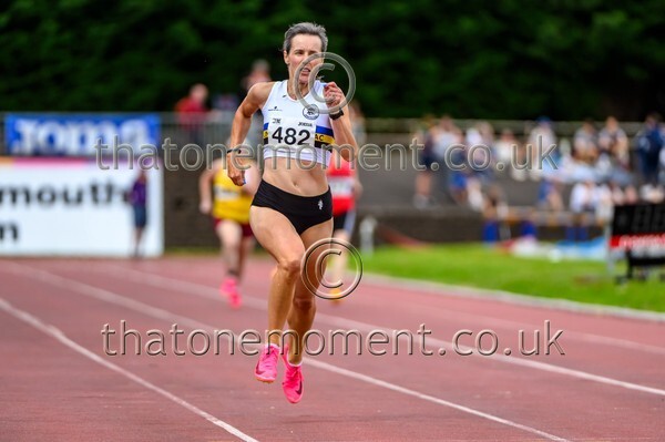CEM26-925180 - Track Female Set One