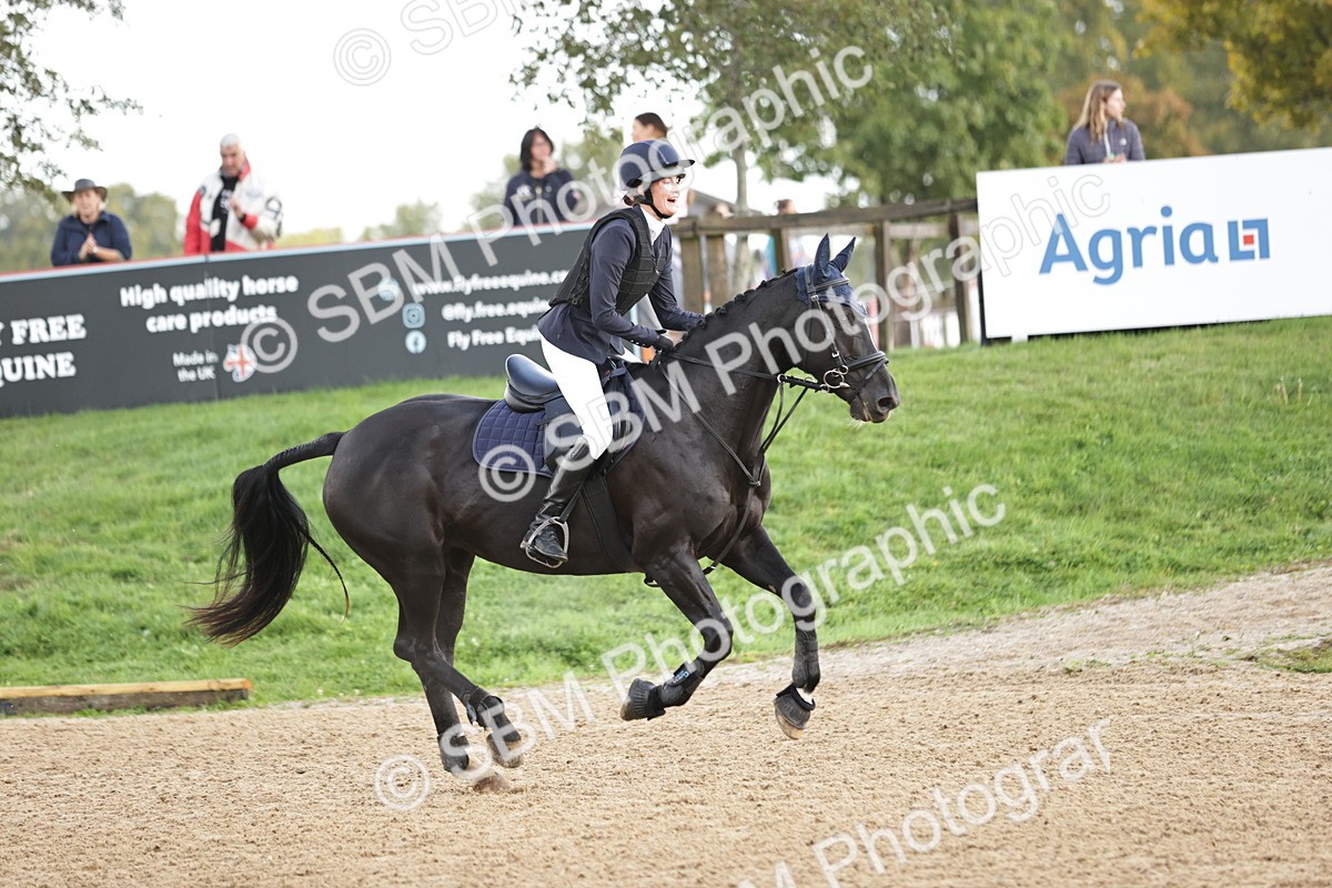 SBM_32930 - J38 - Senior Horse & Pony 80cm Championship