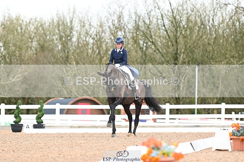 240218A-122854-07145 - 160-Abbie.Newbury-Seagry.Firstamour