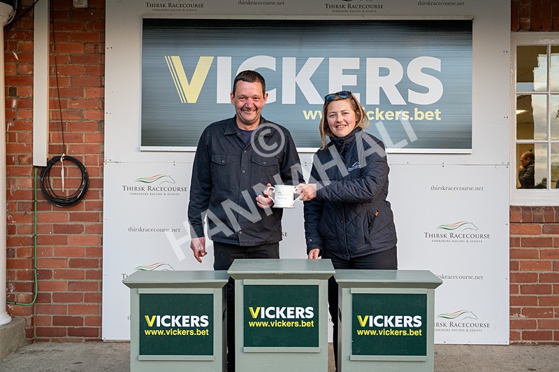 200424-Race 8-Hombre-3572 - Race 8