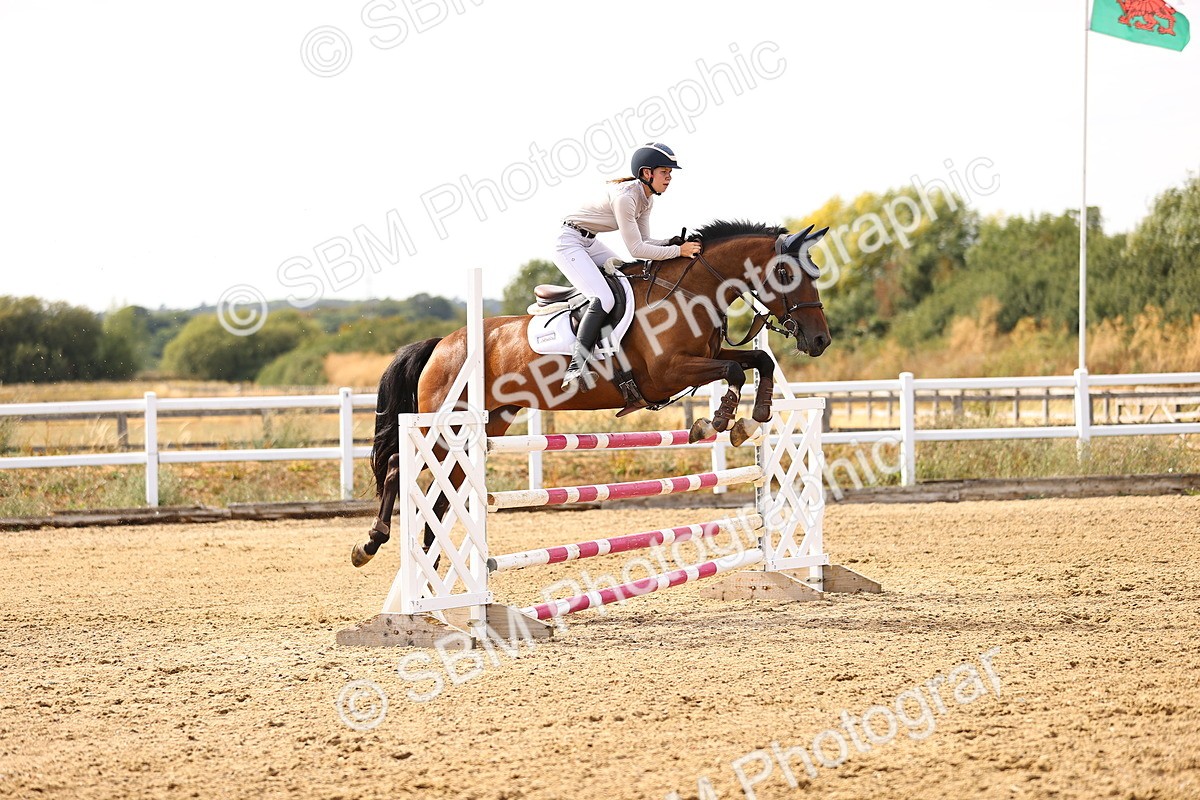 SBM_001642 - Class 6 - Senior Newcomers 1.10m