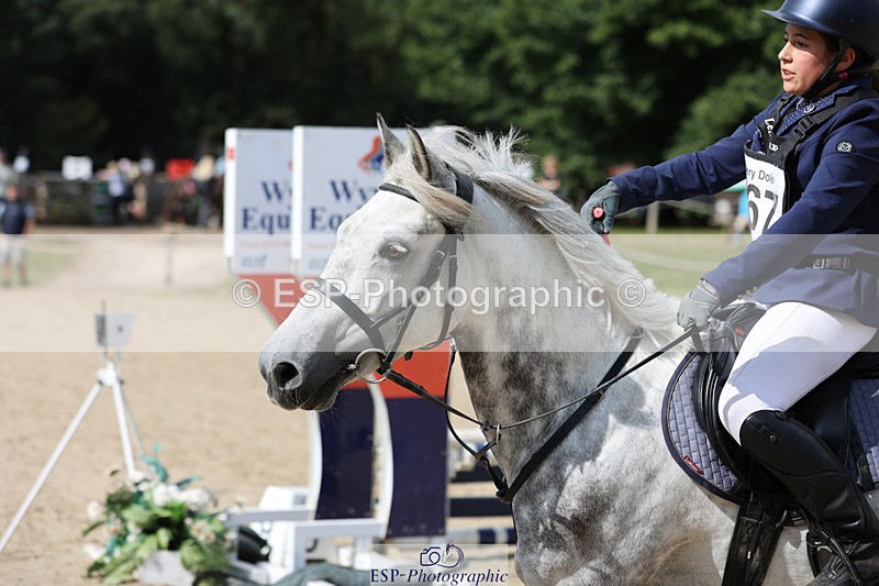 240823X-110152-15736 - 60cm R1 10.00 to 11.30