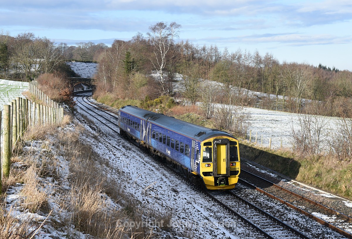 JL - 1.2.19 158869 09.19 Leeds - Carlisle, Wallace Field - Wallace Field