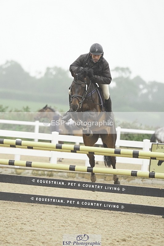 230722A-103026-08450 - Cls 31, 6 Yr Olds 1.20m