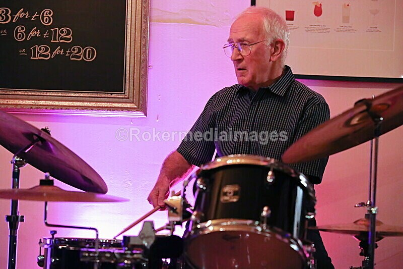 ROD-15 - Rod Kelly Trio