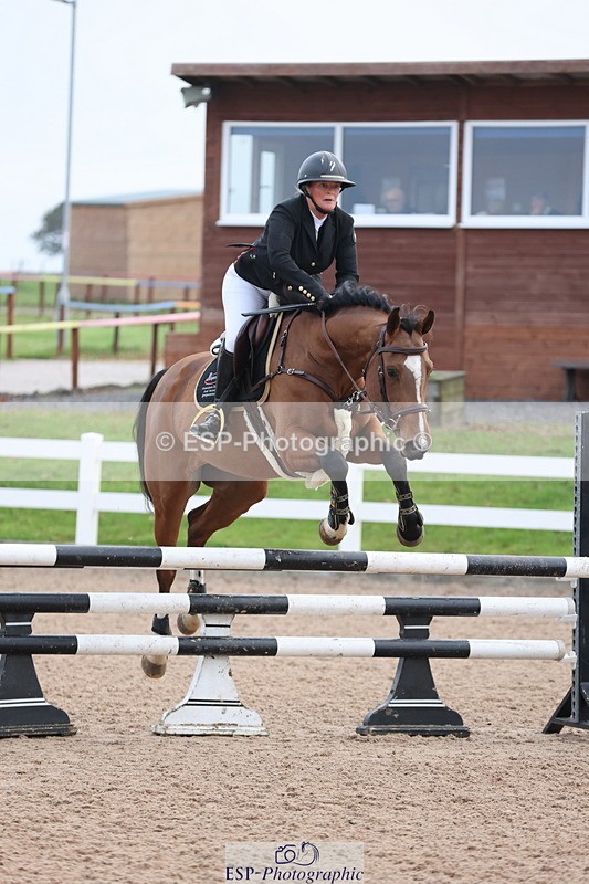 241101A-083621-00316 - FRI Cls 2 British Novice and 90cm Open