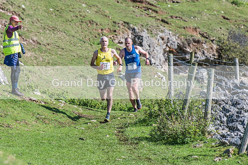 Ilam-556 - Ilam Three Peaks Fell Race (Limestone Series) Sunday 28th September 2025