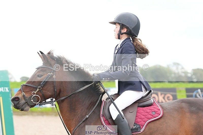 250921-144313-03714 - Cls 20 Pony 80cm Derby