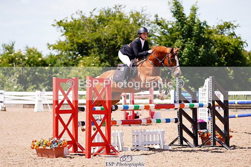 240629A-122120-05300 - Cls 18 Newcomers and 1m Open