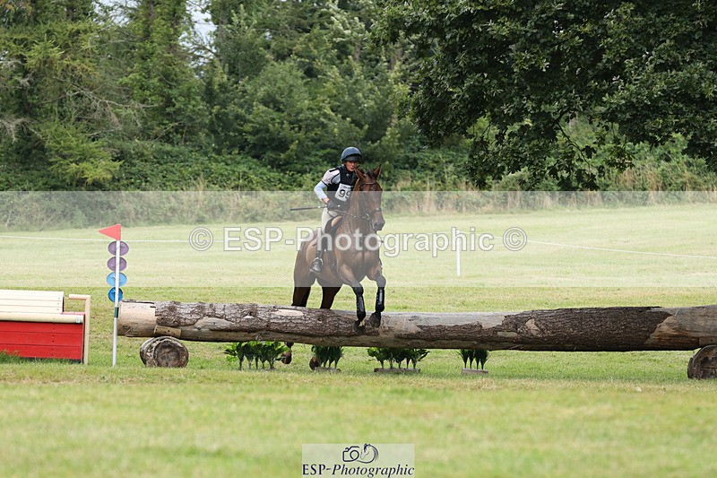 240825X-181532-38506 - 80cm XC 17.30 to End