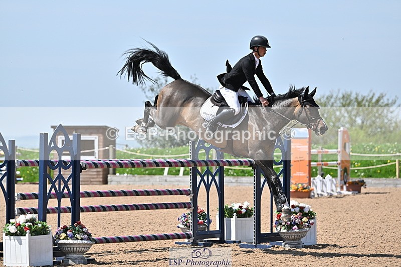 240509A-121444-01699 - Cls 10 National 1.30m Open