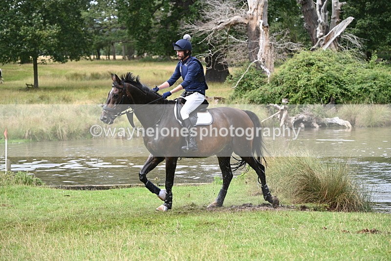 WJ7_2120 - Time at Water 11:14 to 11:36