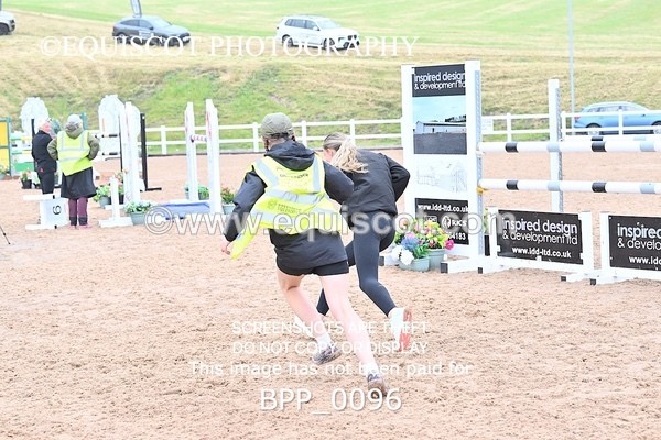 BPP_0096 - CLASS 24 SUN Redpost Equestrian Senior Foxhunter/1.20m Open