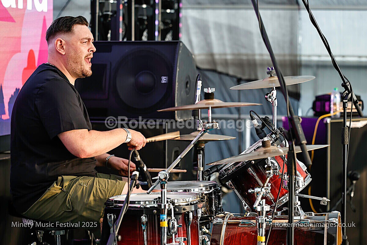 _MGL7289 - MINETY 2025