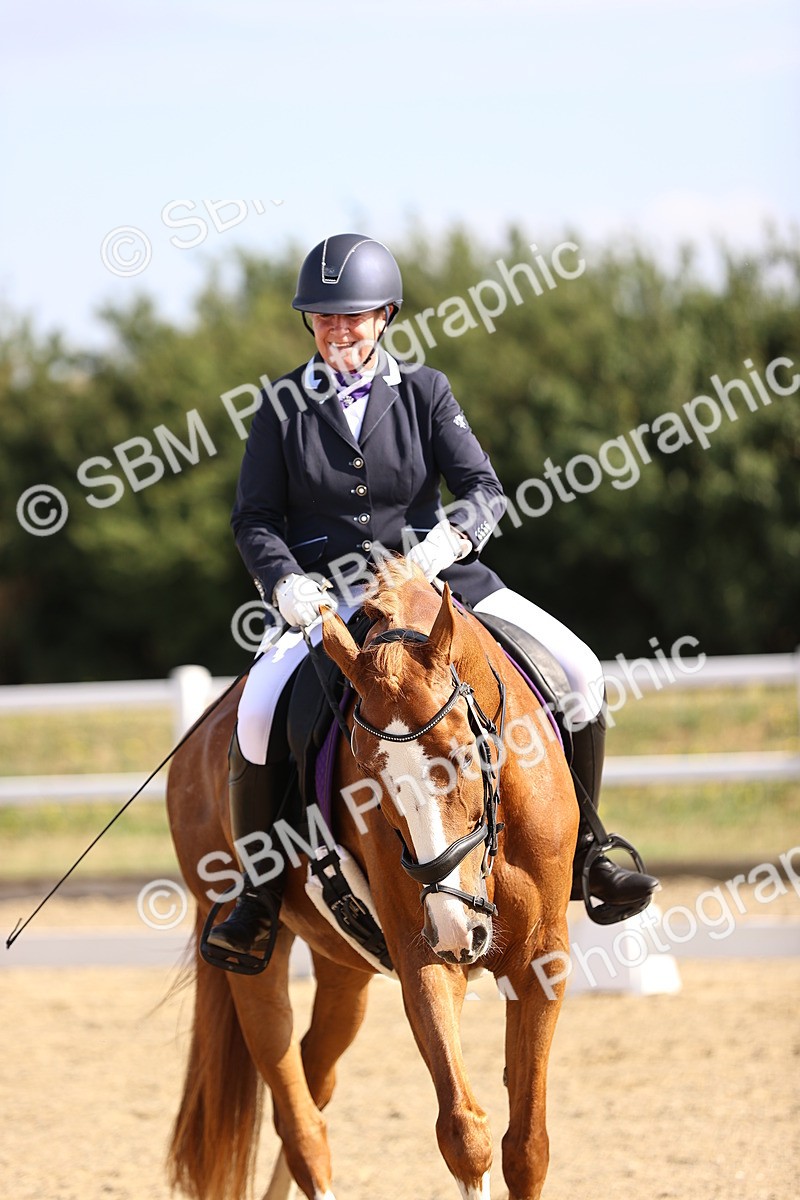 SBM_008609 - Novice 5 - 08.30-9.33