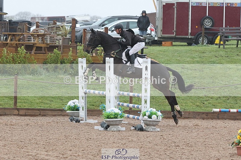 250418-101606-00630 - 061-Gubby.Leech-JUST.SPOTLESS