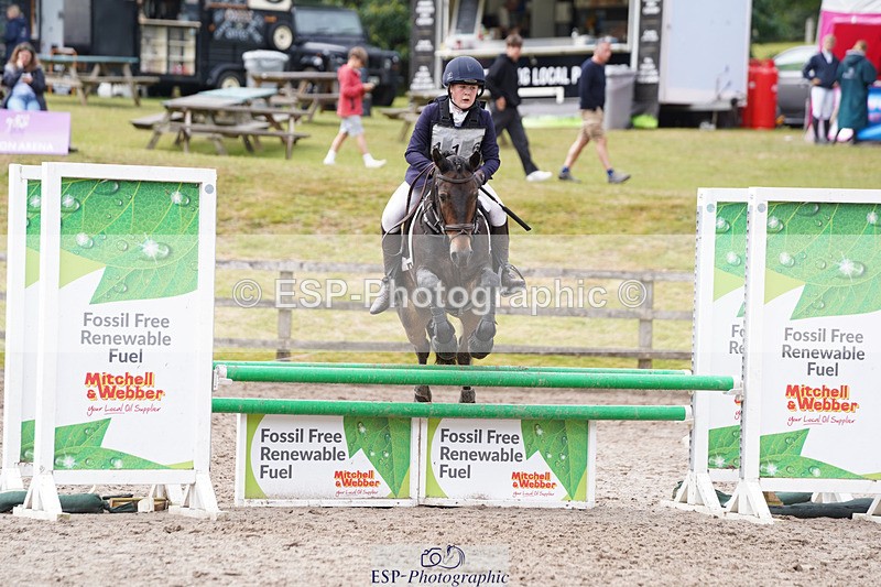 240824X-123144-24119 - 80cm Round 1 12.00 to 13.00