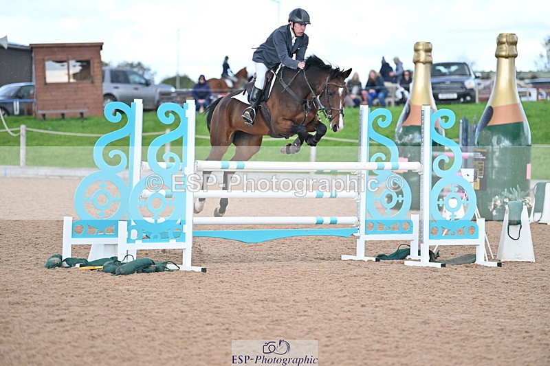 231014A-125519-04721 - Cls 19 1.15m Members Cup