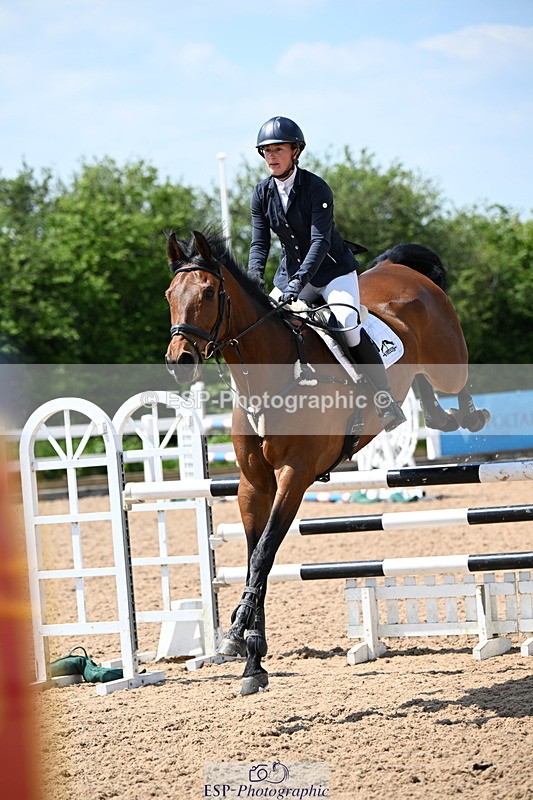 240605A-143810-00774 - Cls 4 Newcomers and 1.10m Open