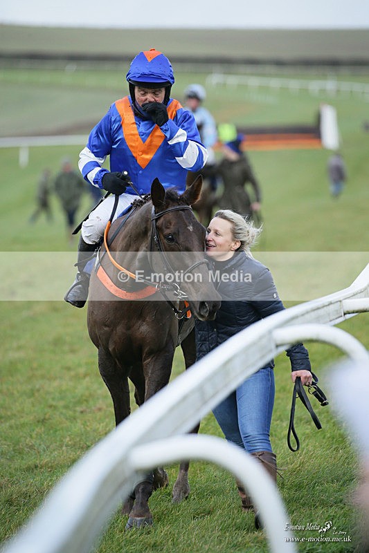 PtP 121221 227 - Barbury International Point-to-Point 112/12/2021