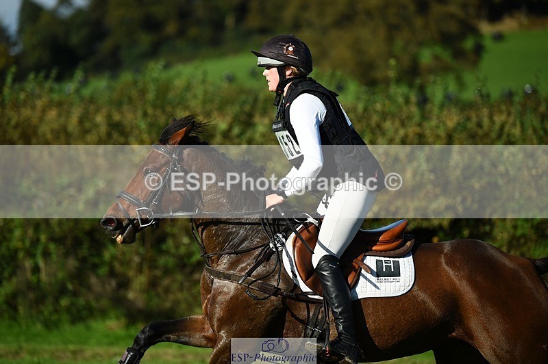 231022-150956-30344 - 352-GREANNANSTOWN.QUARRYMAN.GIRL-Grace.Taylor-XC