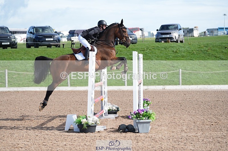 250913-105256-06265 - Cls 14 Snr Newcomers