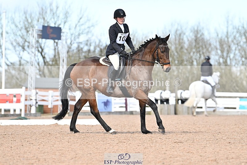 240324A-123808-02325 - Novice 28, 12.15 to 13.00