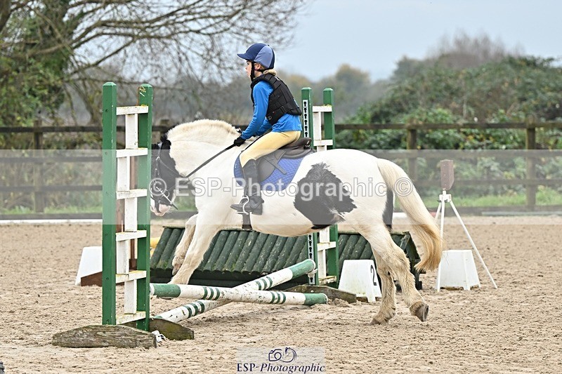 241110-095227-00108 - 40cm Showjumping