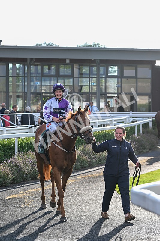 280824-Race 8-Fiscal Policy-5217 - Race 8