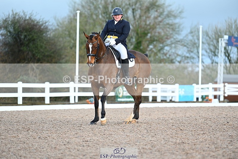 240218A-094148-05203 - 201-Emily.farleigh-Wake.up