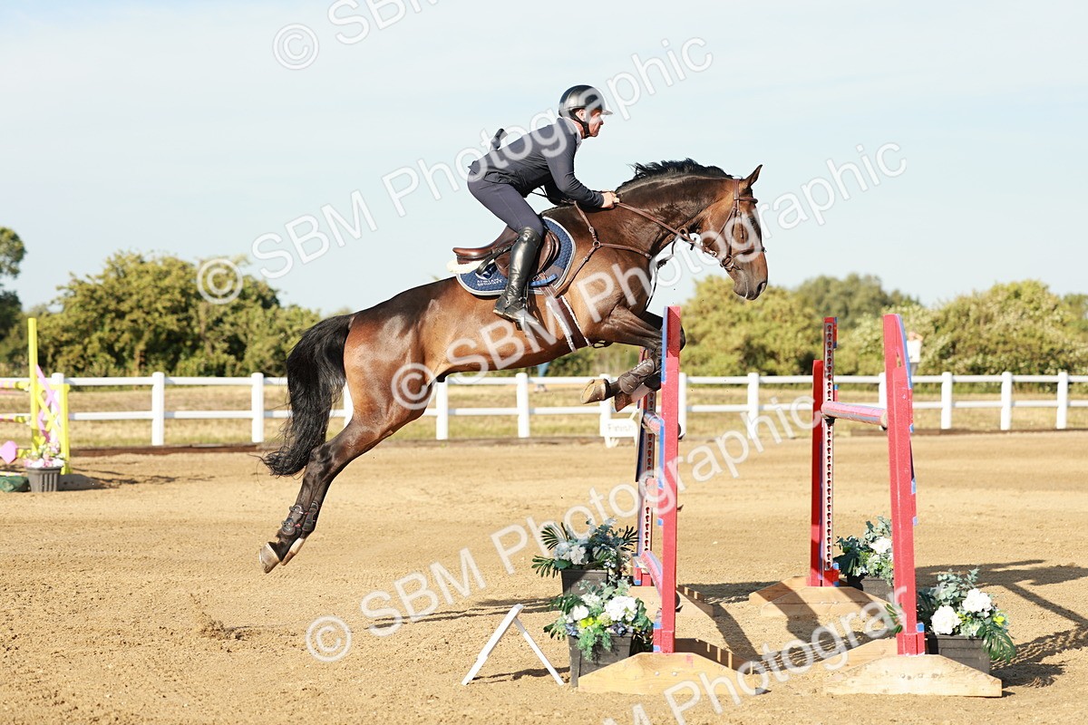 SBM_008833 - Class 6 - National 1.30m 1.40m Open Handicap