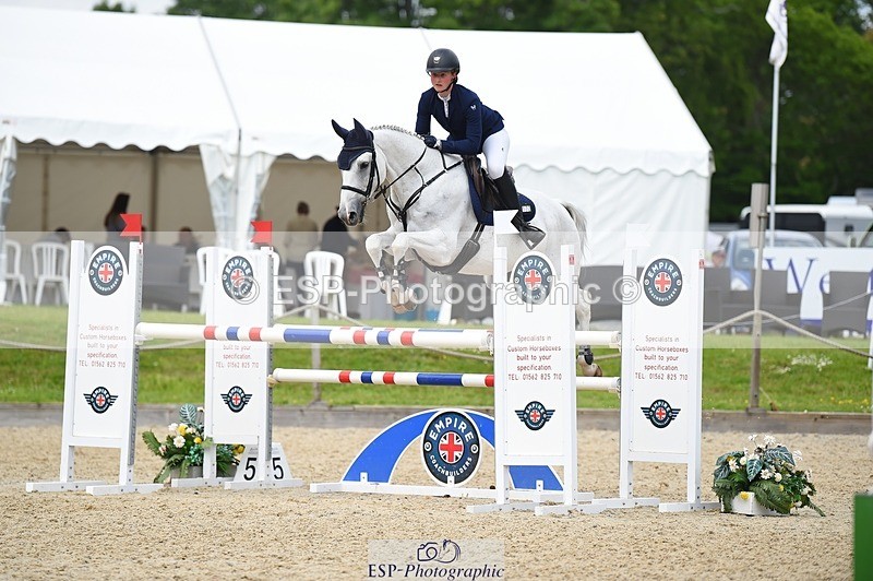 230528-145324-18792 - 172-VELOUMANI_TESS_LY-Aliene_Ruyter-SUNTrotUp+SJ