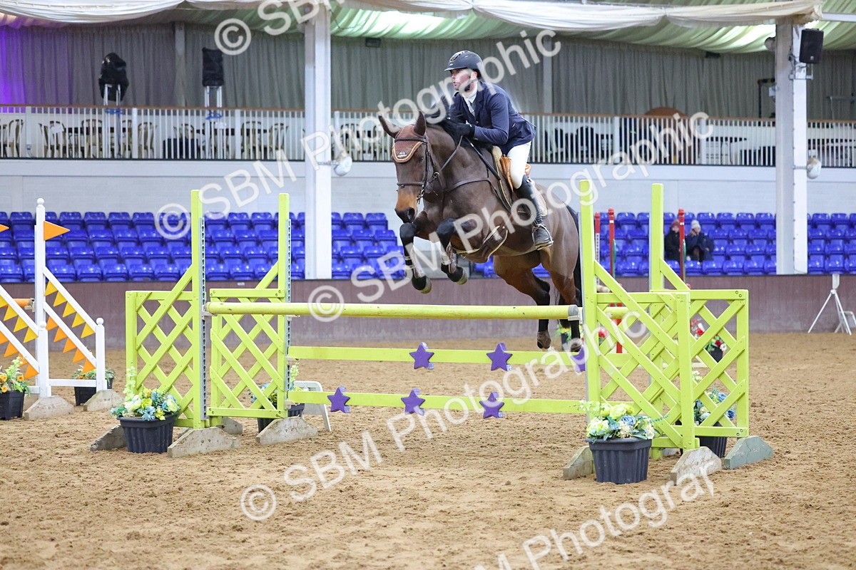 1I0A4833 - Class 9 - Senior Newcomers/ 1.10m Open