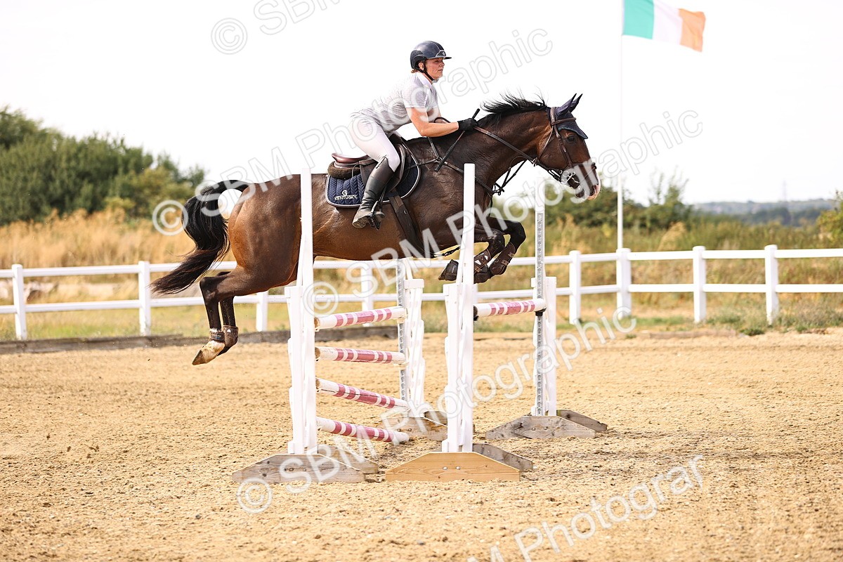 SBM_001512 - Class 6 - Senior Newcomers 1.10m