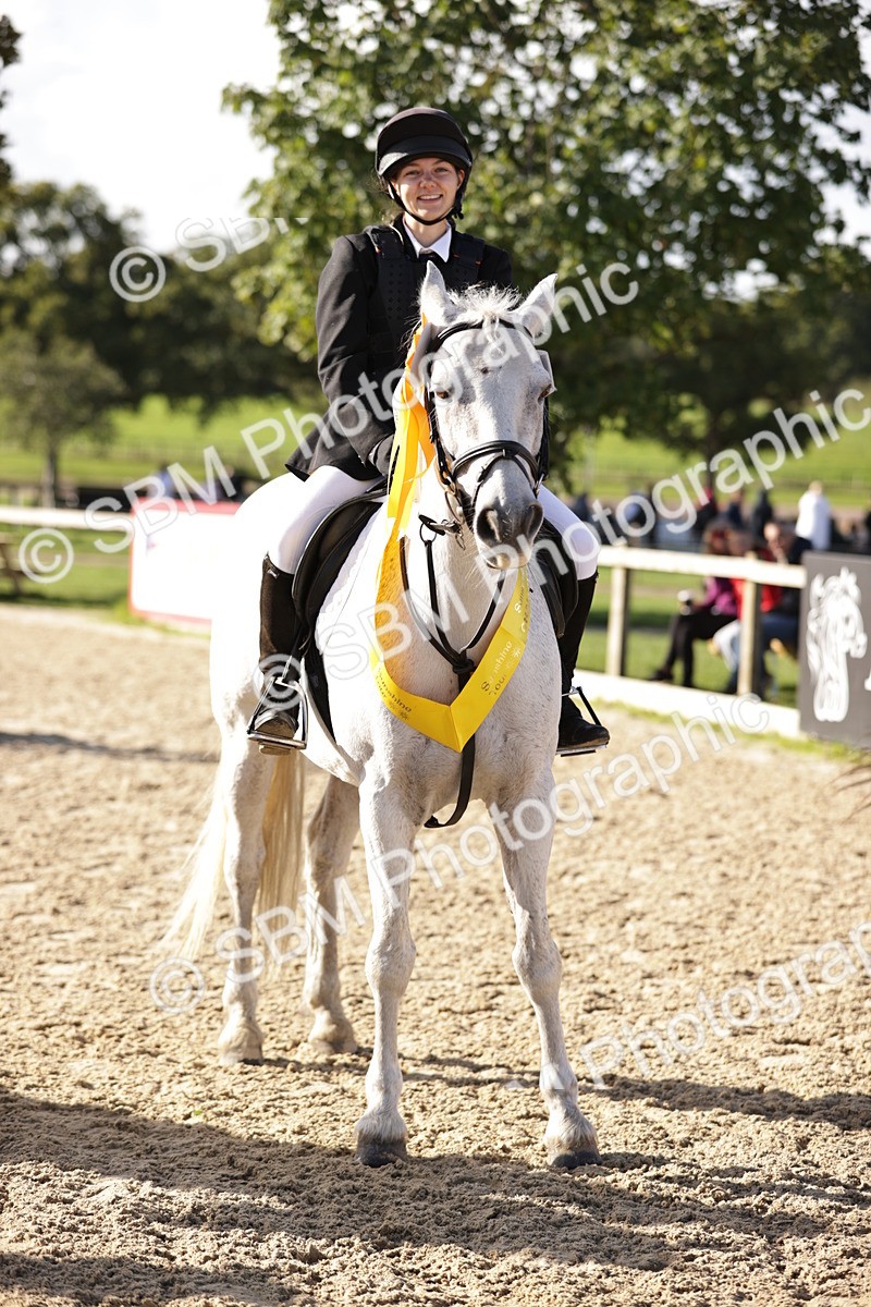 SBM_15017_J32 - Senior 70cm Championship - Michaela Camphell