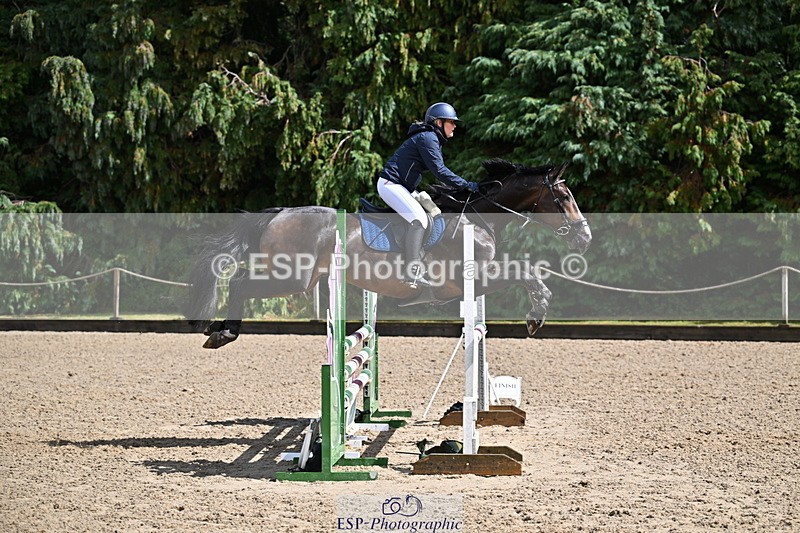 250831A-125120-10429 - Cls 42 Snr 1m Grand Prix